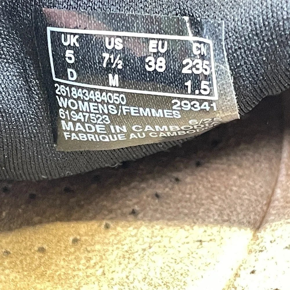 Clarks Lauryl Step Shoes Womens Size 7.5 M Black Suede Slip On Penny Loafers